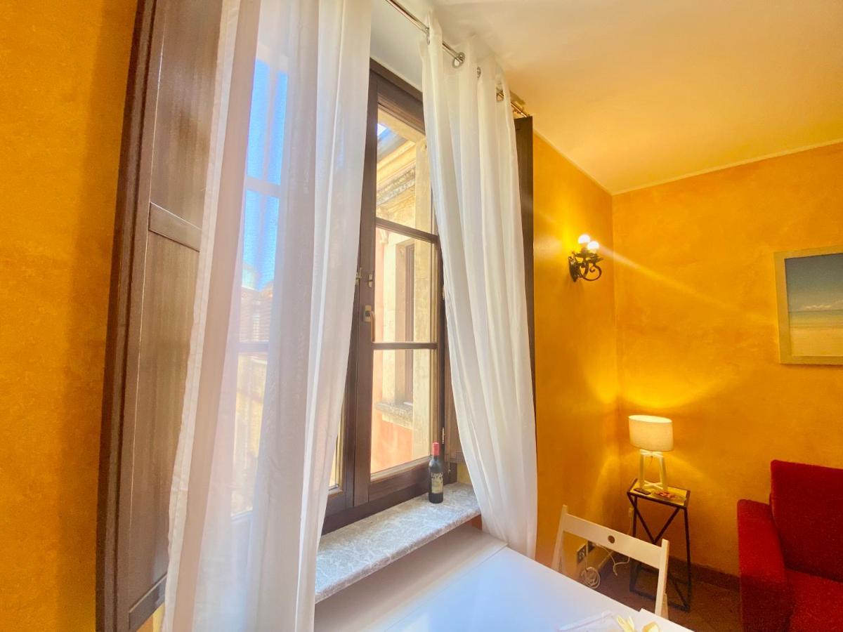 Caterina'S Charme Apartment Taormina Buitenkant foto